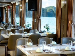 Du Thuyền Aroma Roza Cruise Cát Bà