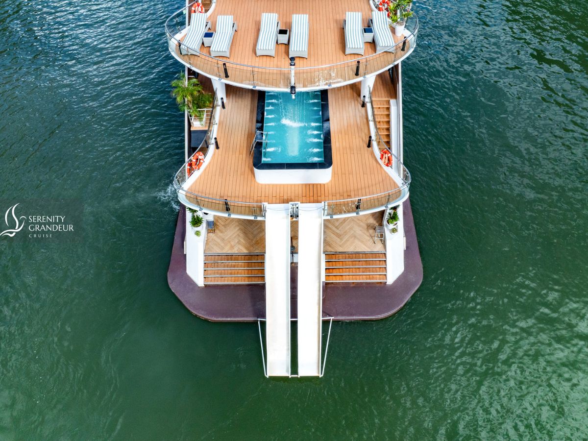 Serenity Grandeur Cruises