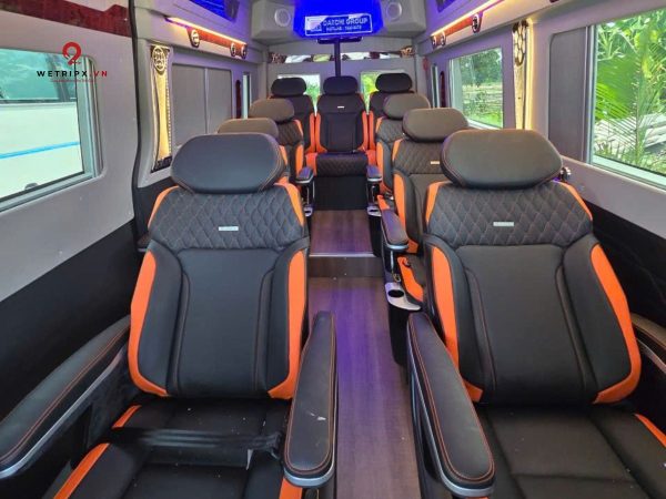 Daiichi Travel limousine