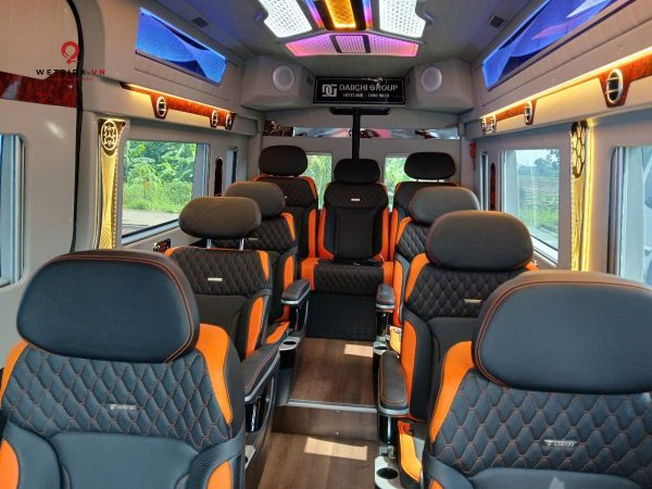 Daiichi Travel limousine