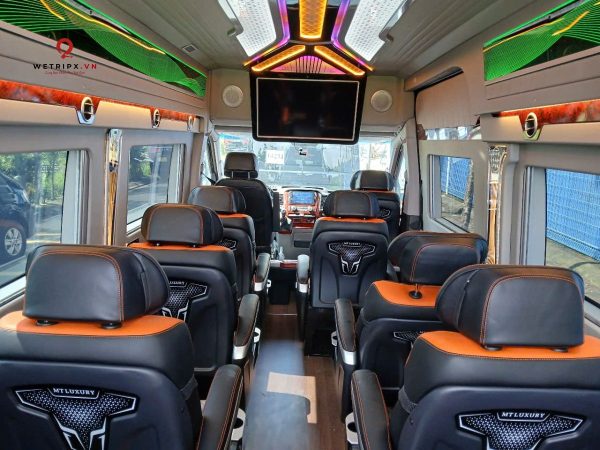 Daiichi Travel limousine