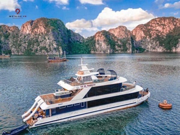 tour vịnh lan hạ du thuyền d'charme luxury cruise