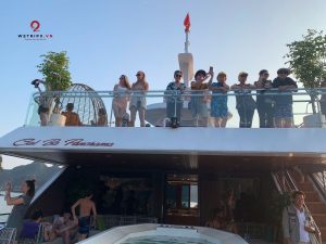 tour vịnh lan hạ-d'charme luxury cruise