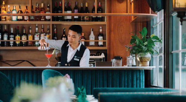 Du thuyền Cát Bà Catamaran 5 sao trên vịnh Lan Hạ