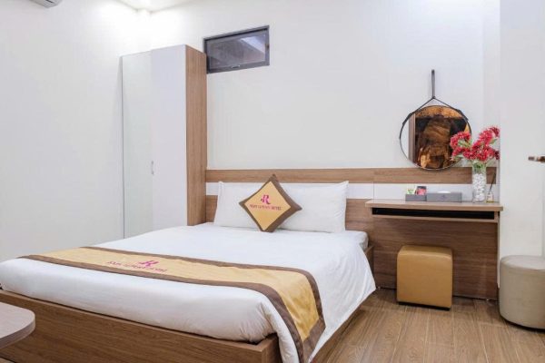 Khách sạn Roza Palace Cát Bà
