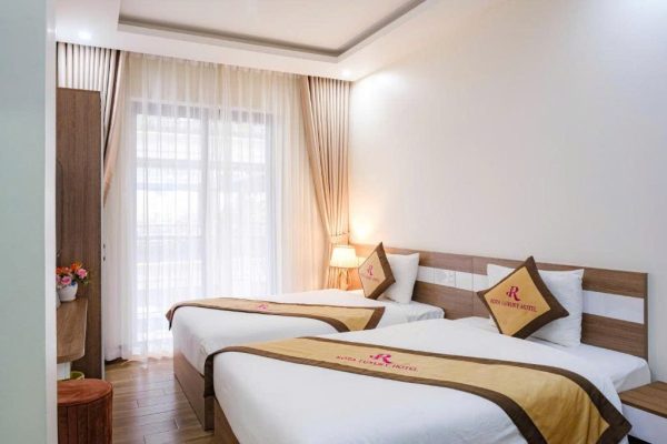 Khách sạn Roza Palace Cát Bà