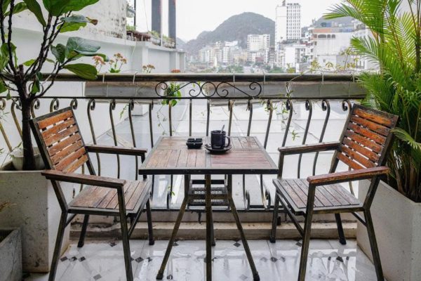 Khách sạn Roza Palace Cát Bà