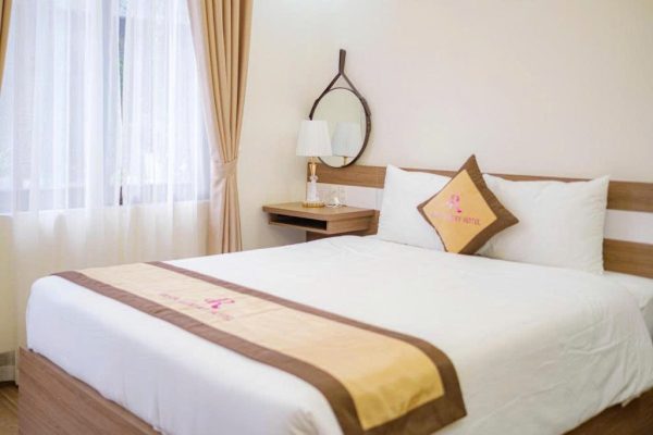 Khách sạn Roza Palace Cát Bà