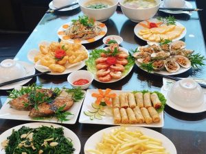 bữa trưa trên du thuyền sea star