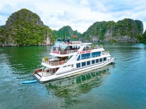 Du thuyền 5 sao Skyway Cát Bà