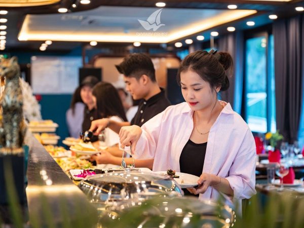 Du thuyền 5 sao Skyway Cát Bà