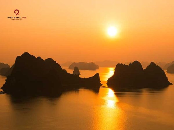 Tour ngắm bình minh Vịnh Lan Hạ