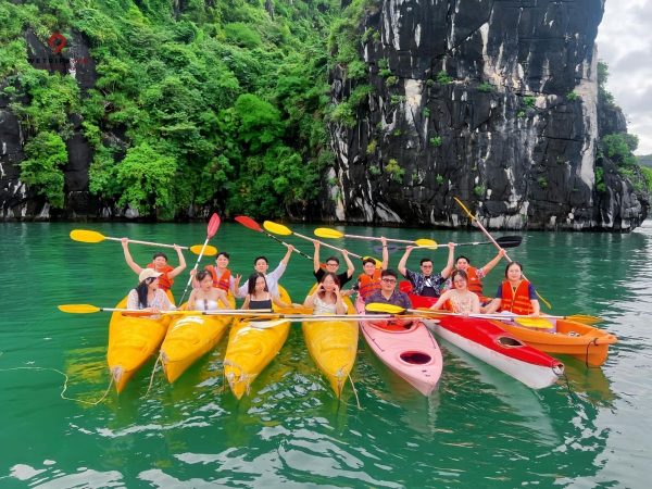 tour vịnh lan hạ nửa ngày ngắm hoàng hôn