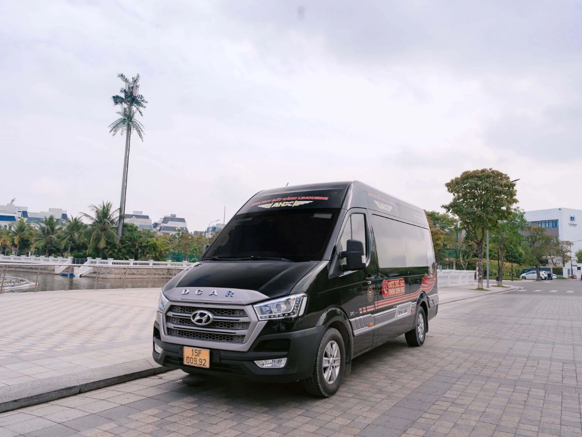 Xe Limousine Hà Nội Cát Bà: Top 5 Hãng Chất Lượng Nhất 2025 1 xe limousine hà nội cát bà