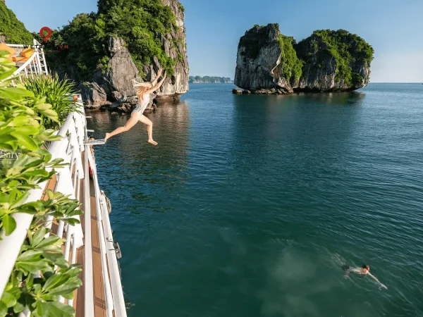 tour vịnh lan hạ 1 ngày du thuyền senerity explorer