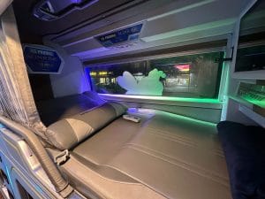 Sapa – Cat Ba Direct Royal Cabin Bus (22 Private Rooms)