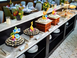 buffet lunch in Tropical Cruise Cat Ba