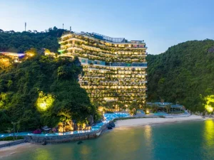 Flamingo Cát Bà Beach resort