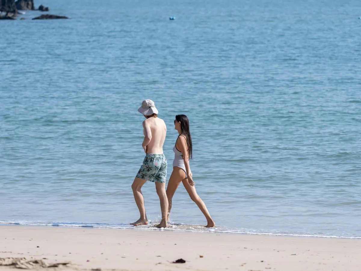 Bãi tắm Cát Cò, Cát Bà