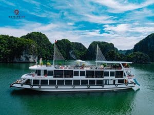Du thuyền Cát Bà Bonita vịnh Lan Hạ