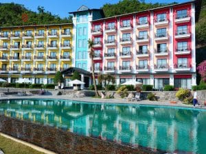 the may legend resort cat ba 8